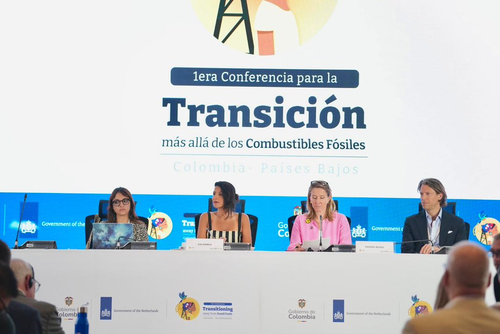 Première conférence internationale sur la sortie des énergies fossiles : une dynamique constructive des pays volontaires est engagée 